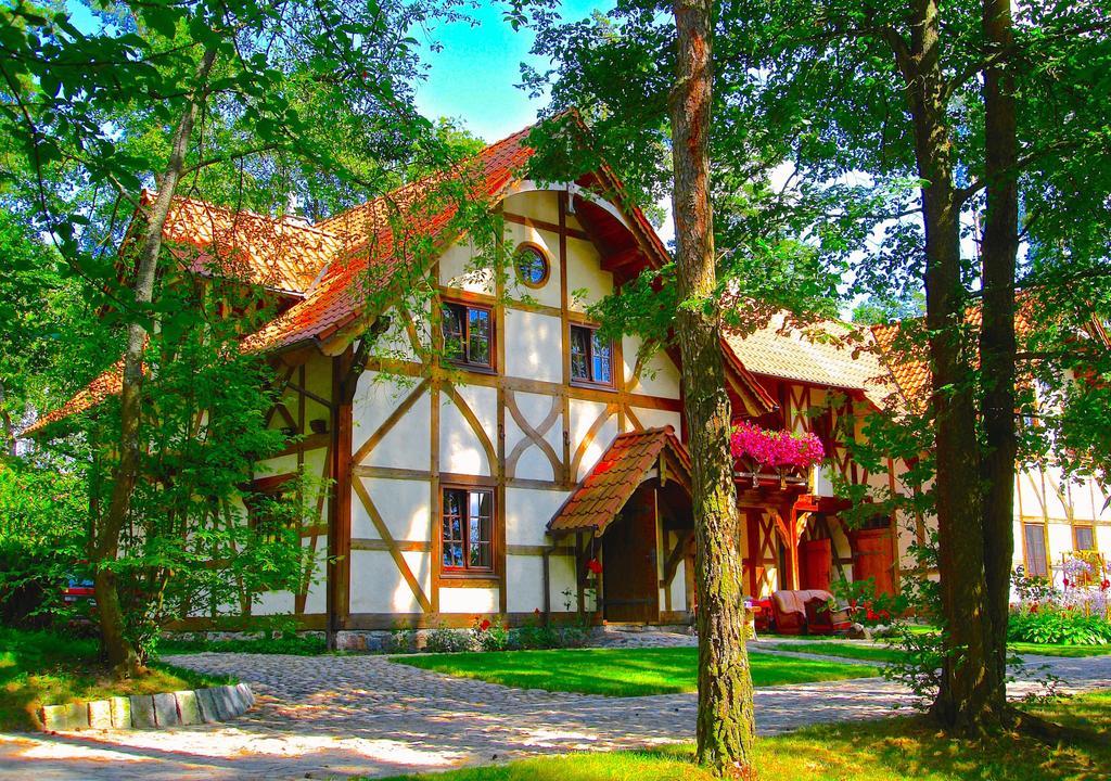 Dwor Sosnowo Hotel Pojezierce Bilik gambar