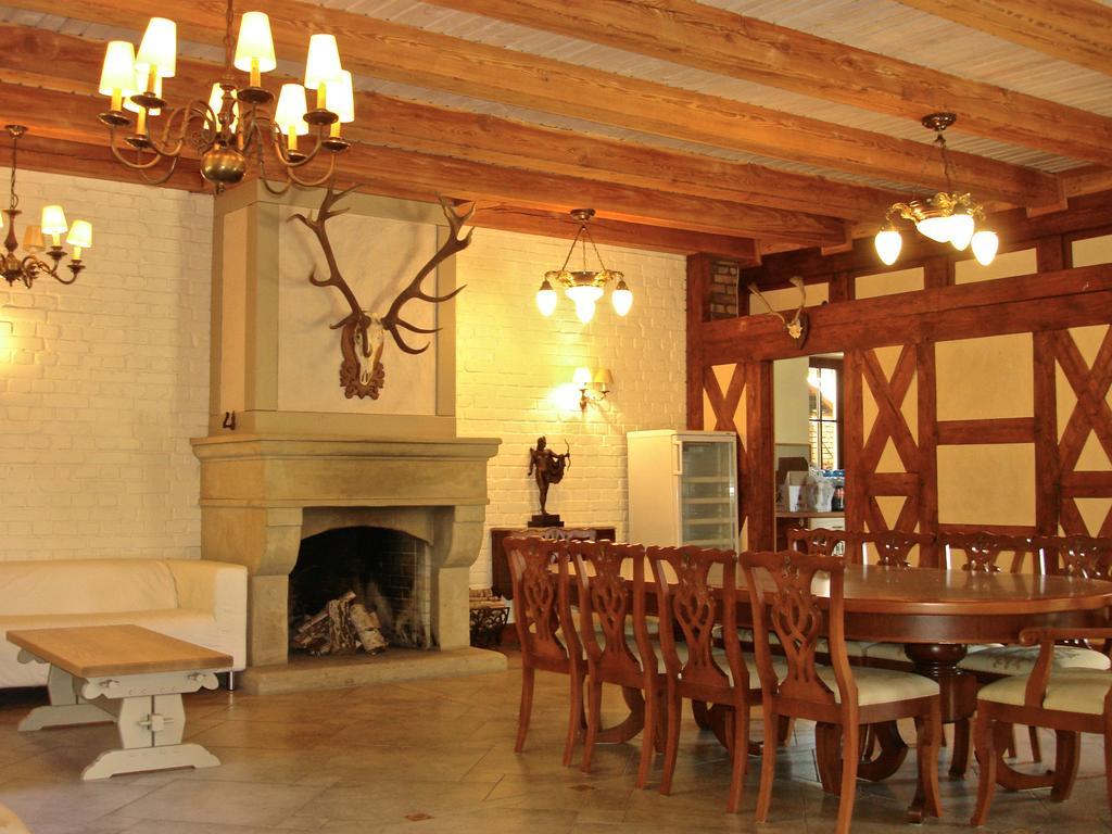 Dwor Sosnowo Hotel Pojezierce Luaran gambar